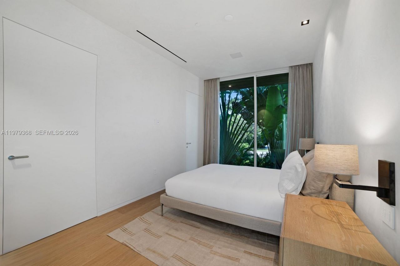 1051 W 48th St , Unit 4, Miami Beach, FL 33140 Photo