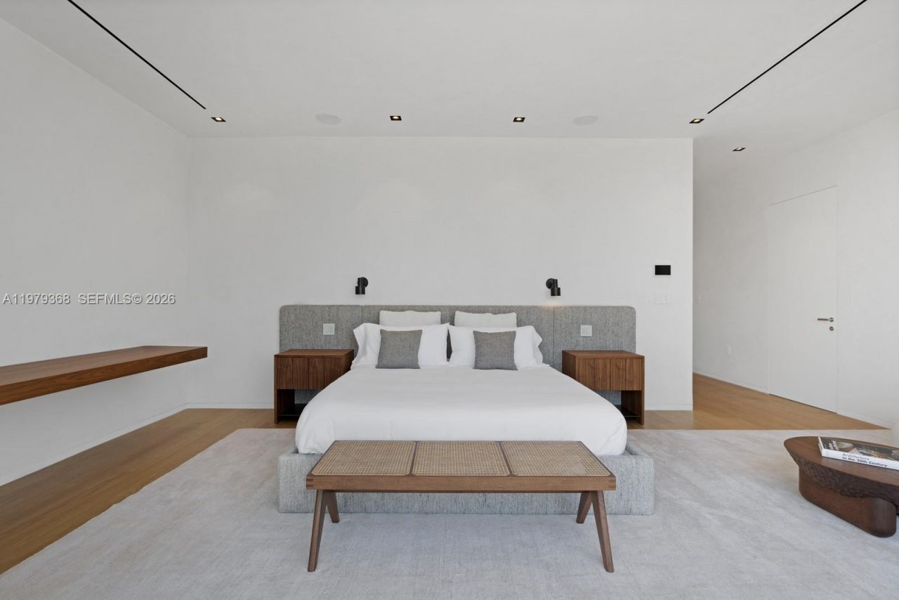 1051 W 48th St , Unit 4, Miami Beach, FL 33140 Photo