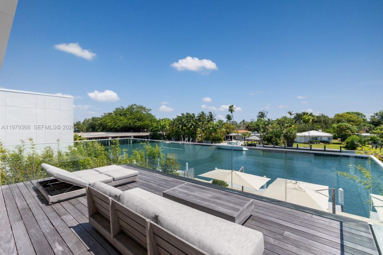 1051 W 48th St , Unit 4, Miami Beach, FL 33140 Photo