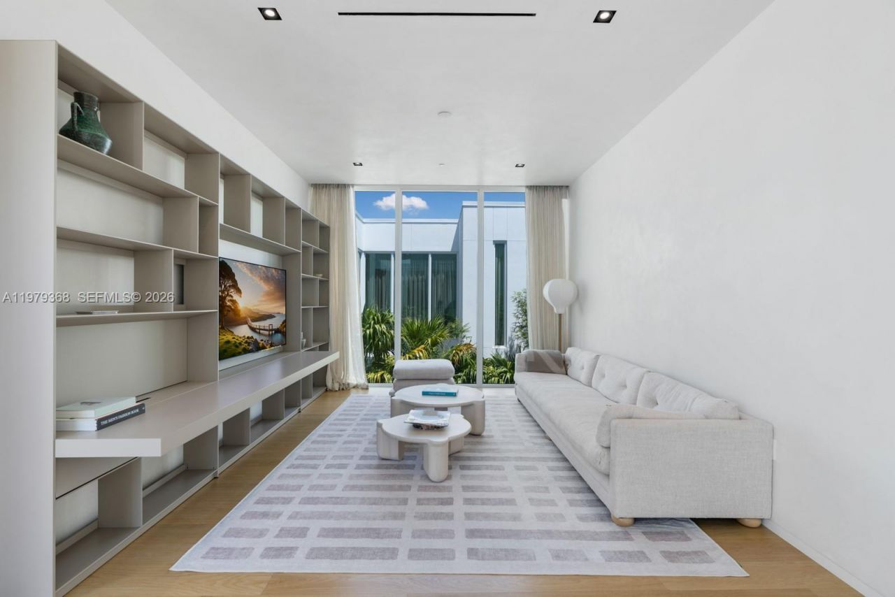 1051 W 48th St , Unit 4, Miami Beach, FL 33140 Photo