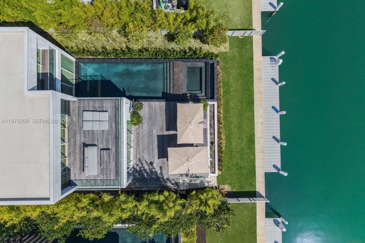 1051 W 48th St , Unit 4, Miami Beach, FL 33140 Photo