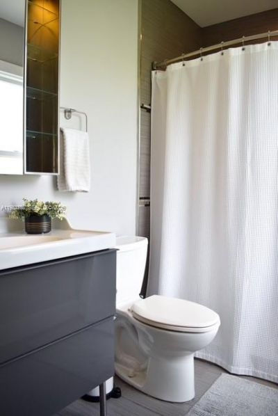 1009 Tequesta, Fort Lauderdale, FL 33311 Photo