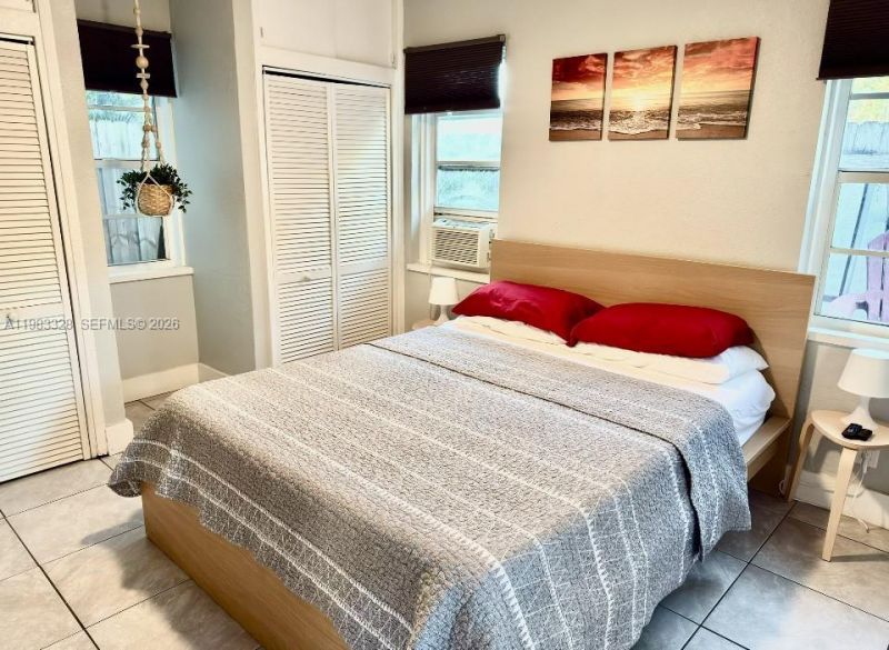 1009 Tequesta, Fort Lauderdale, FL 33311 Photo