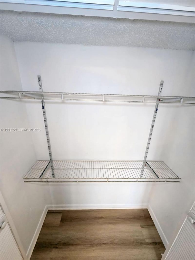 20130 NE 3rd Ct , Unit 6, Miami, FL 33179 Photo