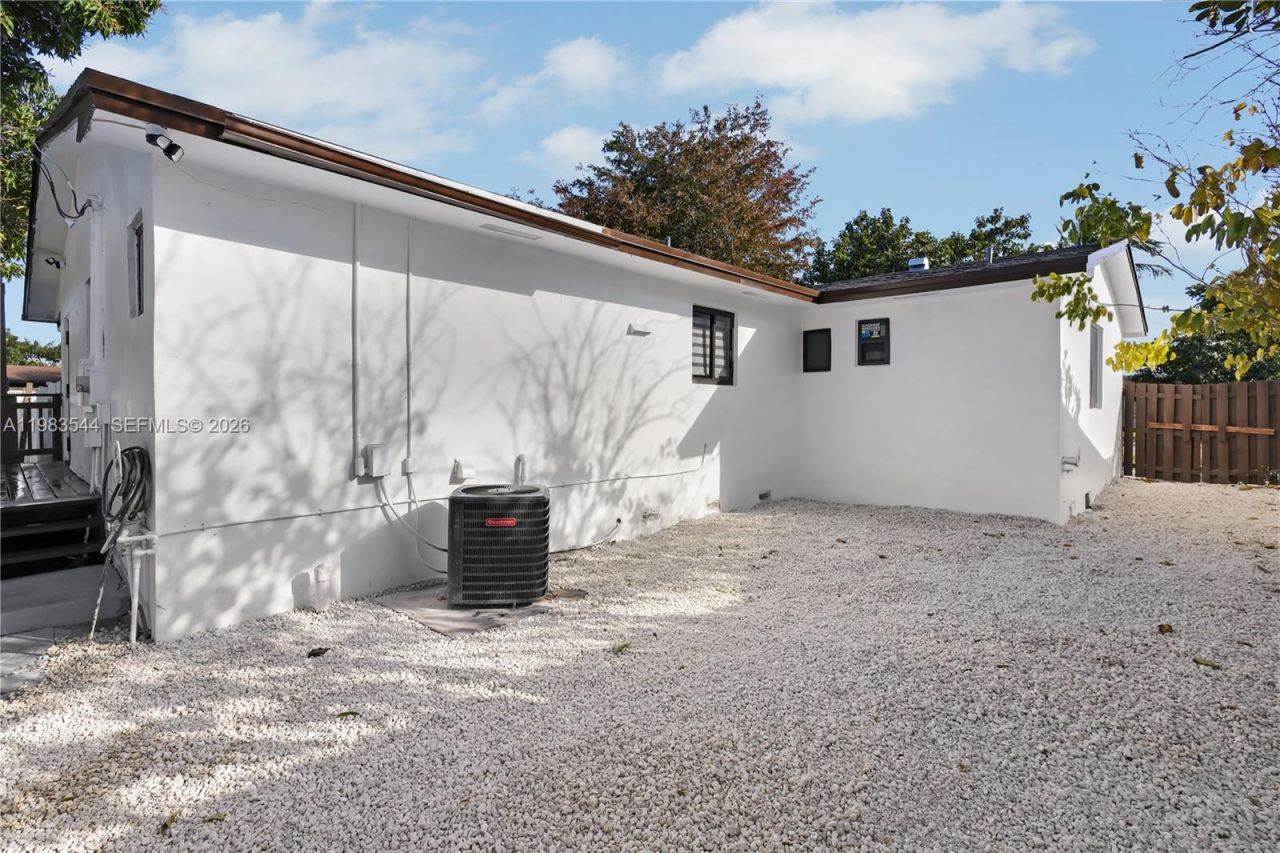 7501 Raleigh St , Hollywood, FL 33024 Photo