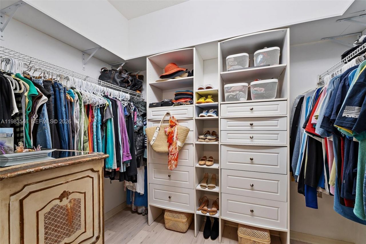 1832 SW Willowbend Ln , Palm City, FL 34990 Photo