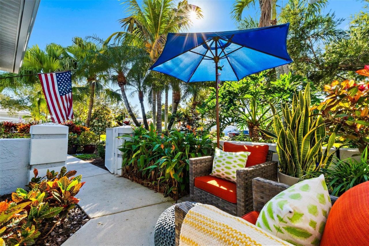 1832 SW Willowbend Ln , Palm City, FL 34990 Photo