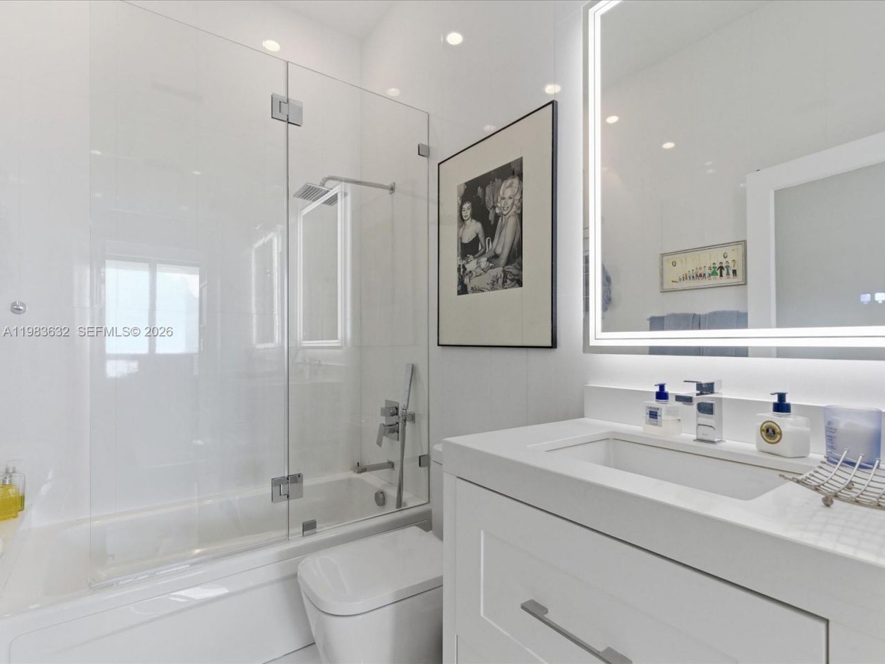 100 Lincoln Rd, Unit PH10, Miami Beach, FL 33139 Photo