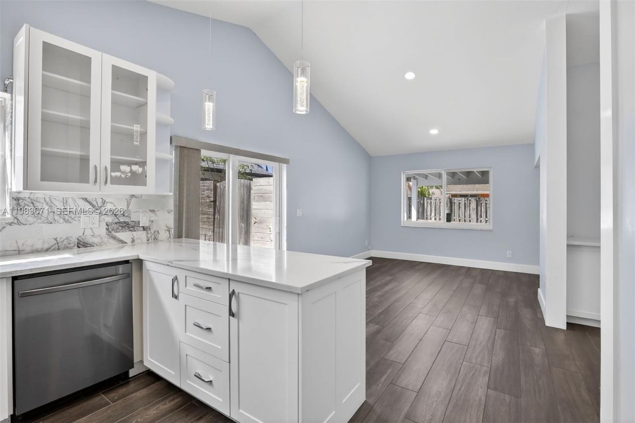 8301 NW 52nd St , Lauderhill, FL 33351 Photo