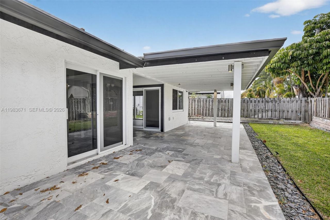 8301 NW 52nd St , Lauderhill, FL 33351 Photo