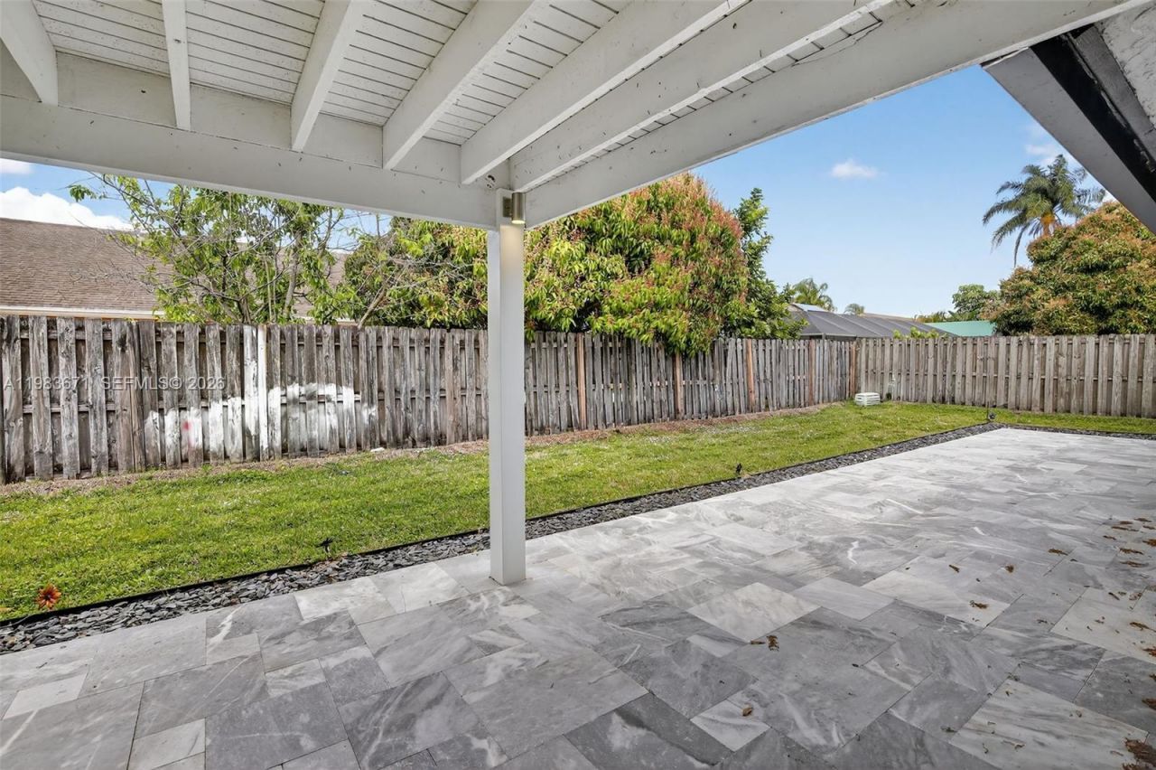 8301 NW 52nd St , Lauderhill, FL 33351 Photo