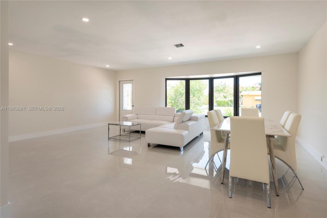 4700 Mckinley St , Hollywood, FL 33021 Photo