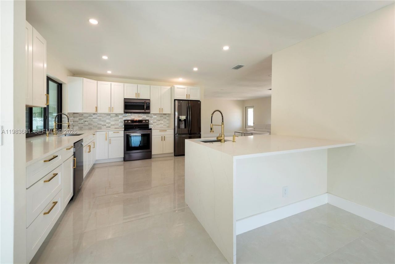 4700 Mckinley St , Hollywood, FL 33021 Photo