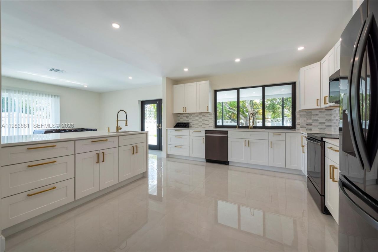 4700 Mckinley St , Hollywood, FL 33021 Photo