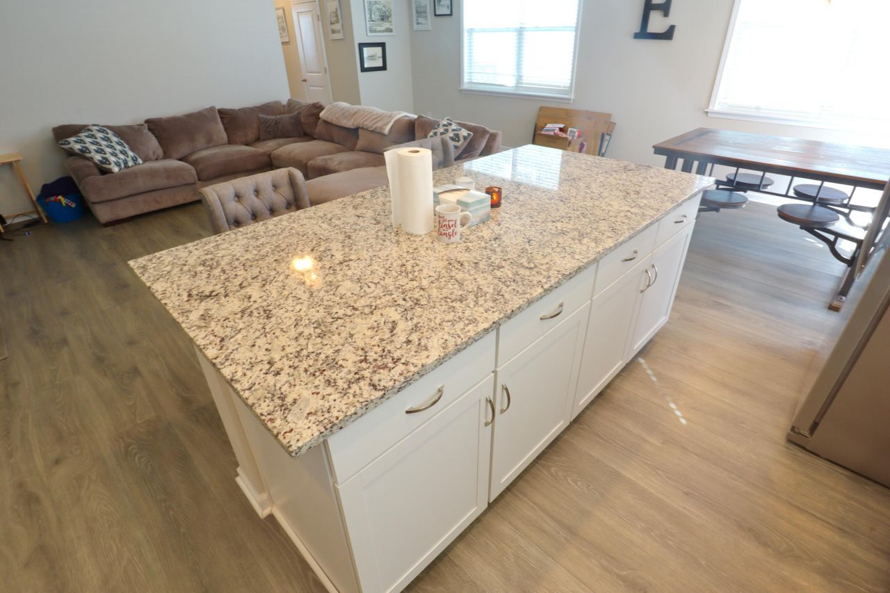 103 Yorkshire Drive Photo 17