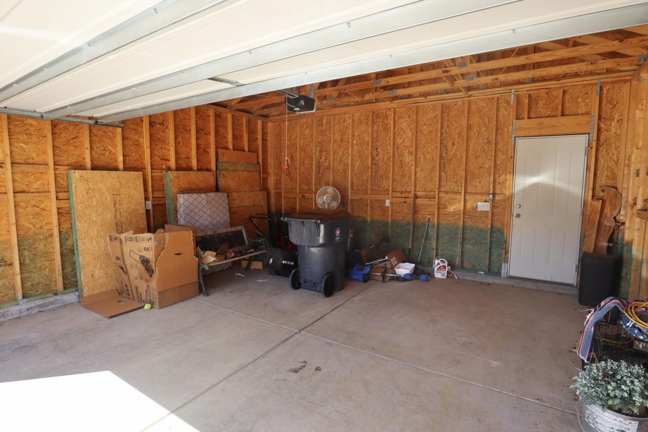 103 Yorkshire Drive Photo 21