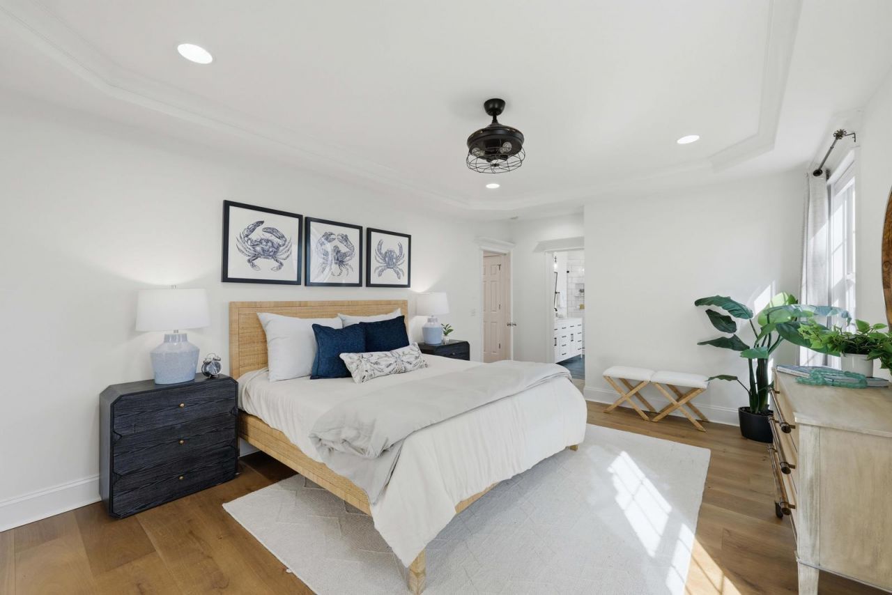 2296 Middlesex Street Photo 32