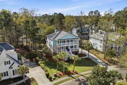 2296 Middlesex Street photo 4