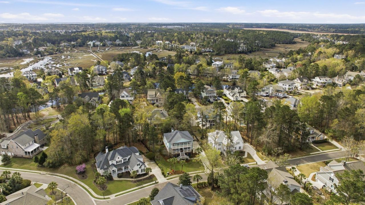 2296 Middlesex Street Photo 66