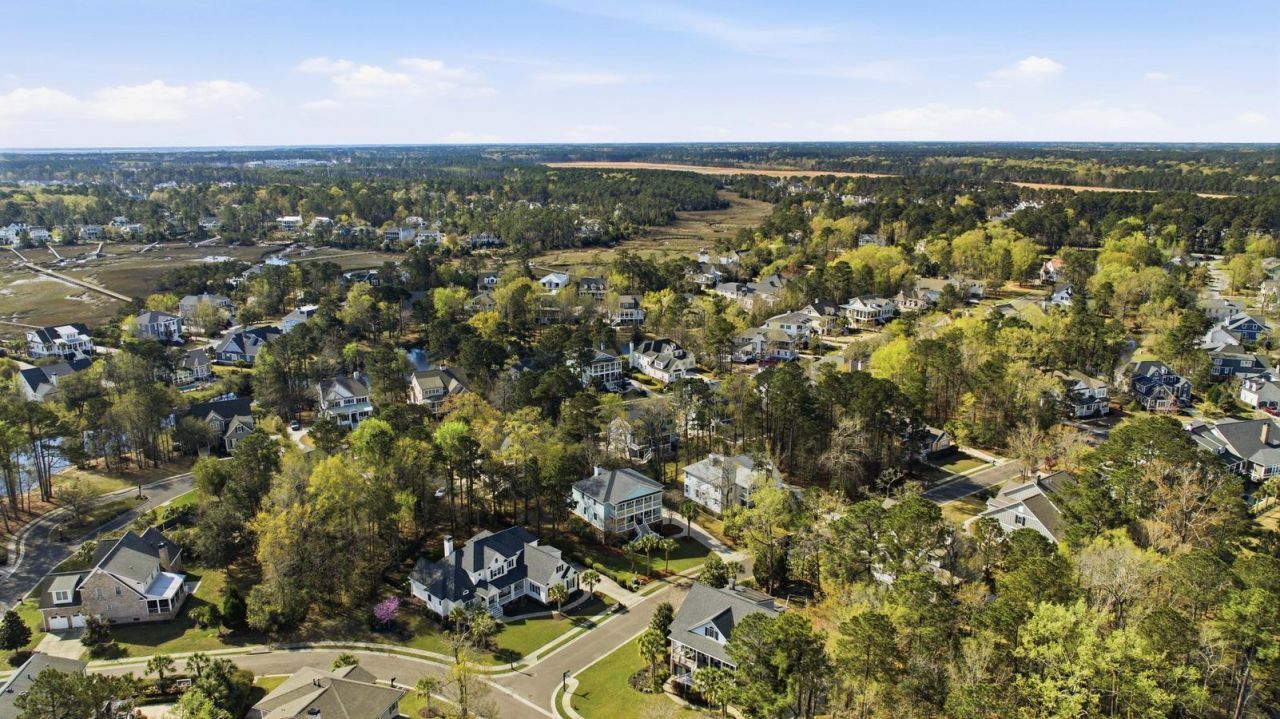 2296 Middlesex Street Photo 68