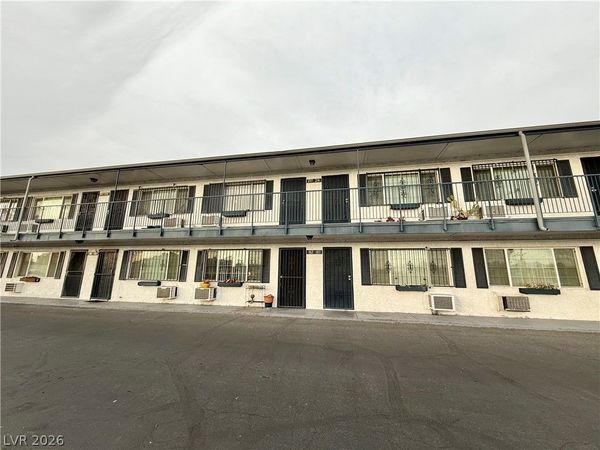 4600 University Center Drive , Unit 235, Las Vegas, NV 89119