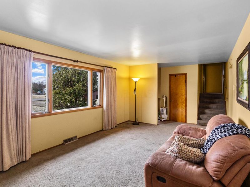 6950 Harlem Road, Westerville, OH 43081 Photo 2