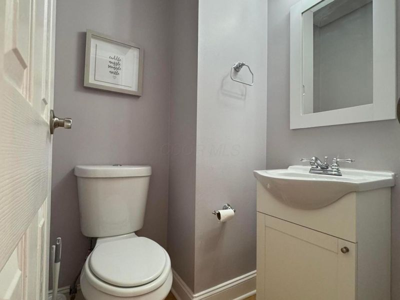 3493 Sunset Drive, Columbus, OH 43221 Photo 8