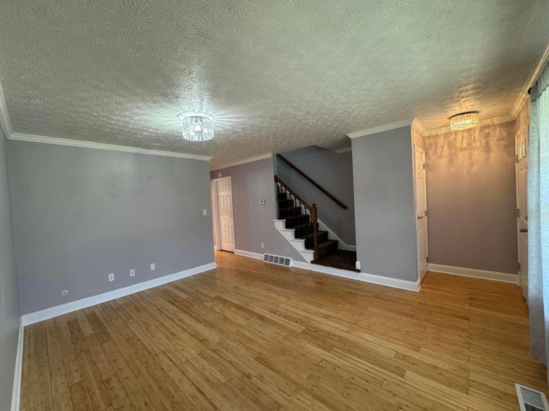 3493 Sunset Drive, Columbus, OH 43221 Photo 9