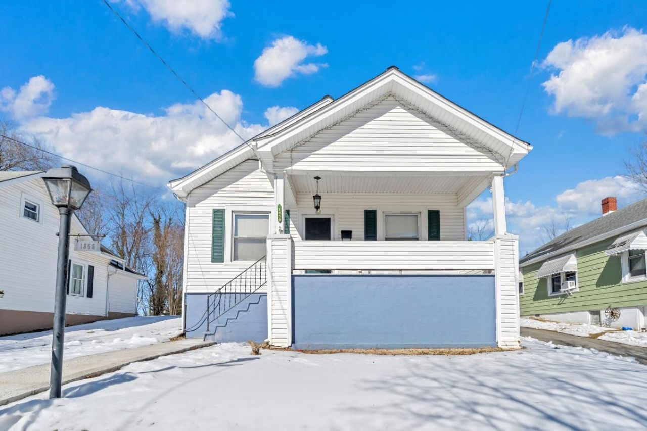 1856 Kenwood Blvd Se, Roanoke, VA 24013 Main Photo