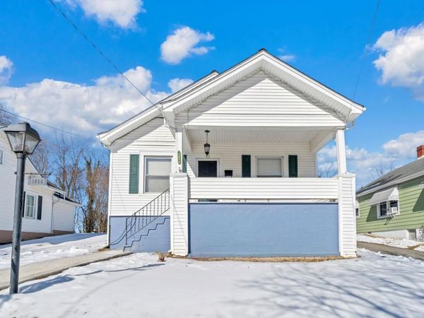 1856 Kenwood BLVD SE, Roanoke, VA 24013
