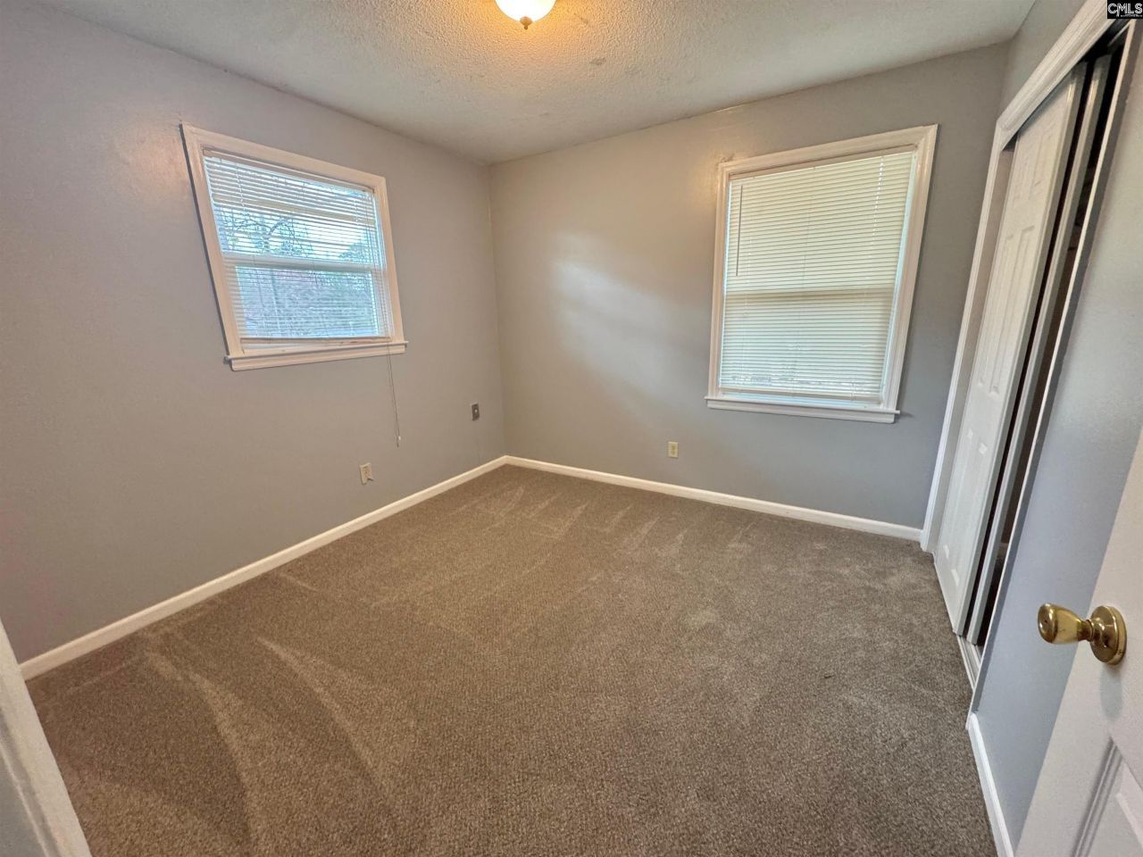 114 Penelope Lane Photo 15