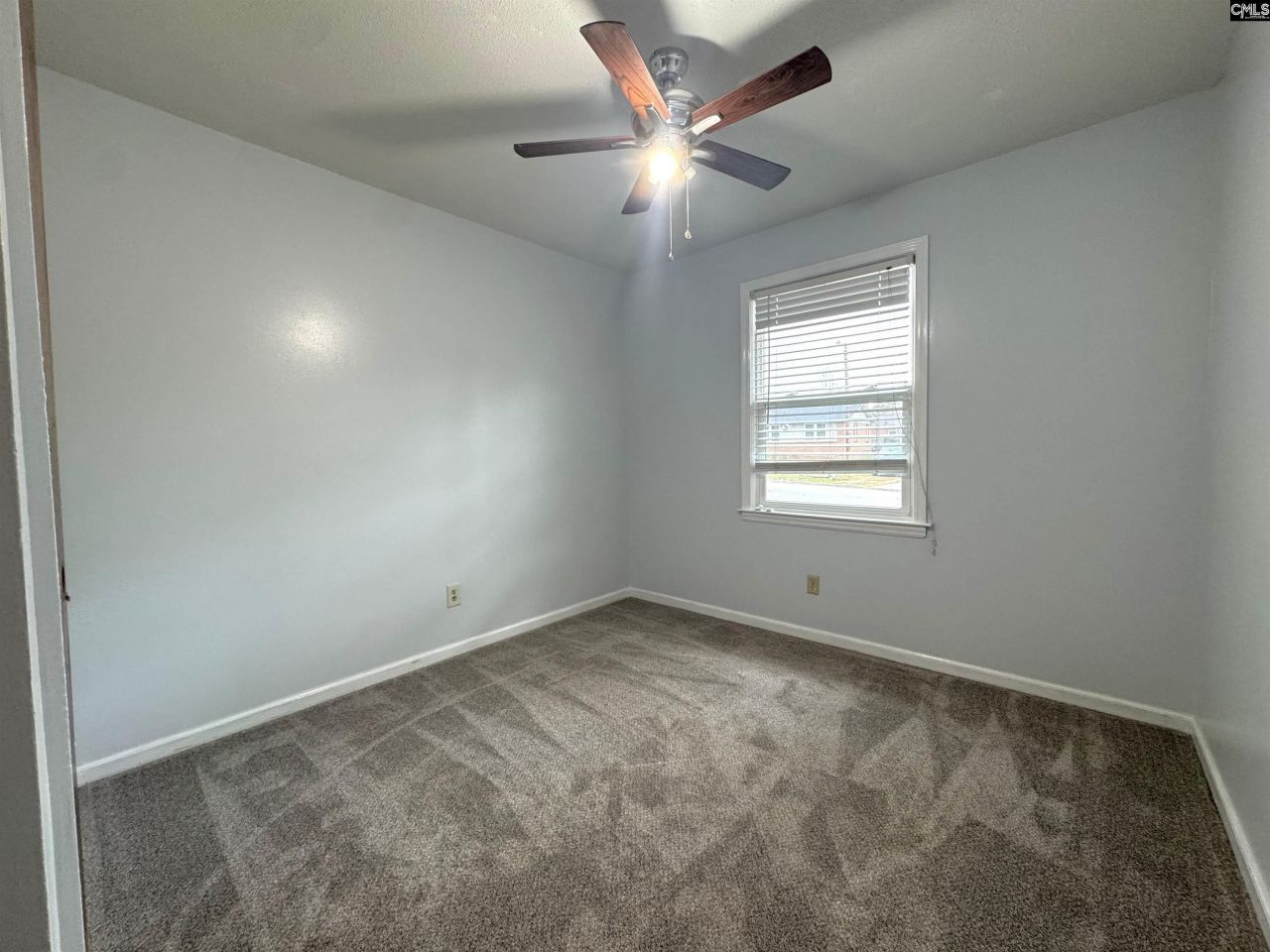 114 Penelope Lane Photo 16