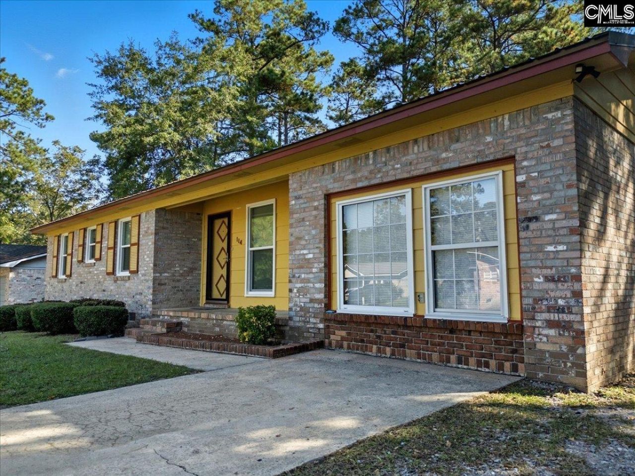 114 Penelope Lane Photo 5