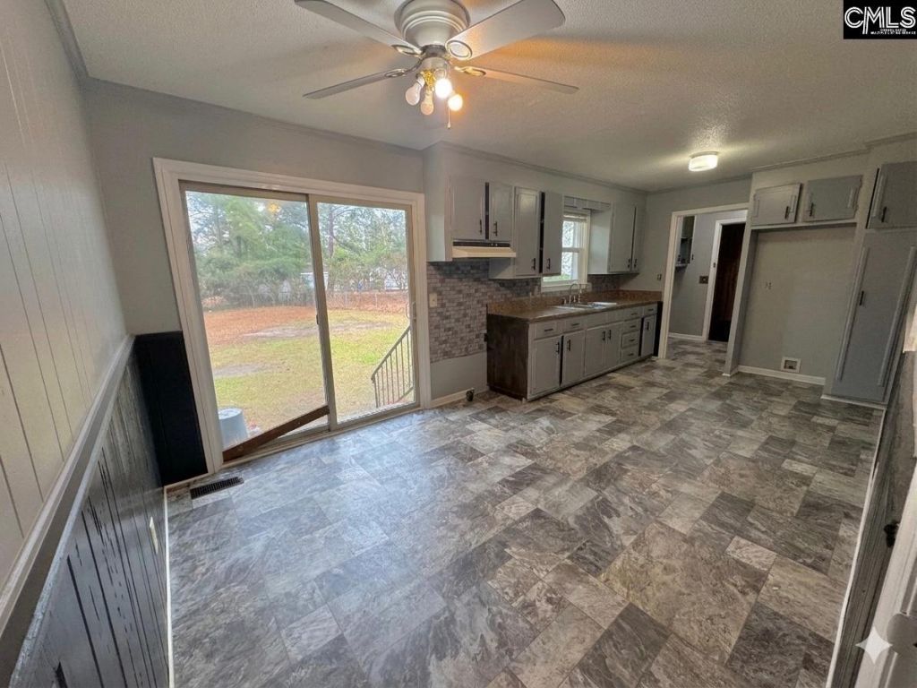 114 Penelope Lane Photo 8