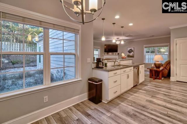 627 Calabria Court Photo 14