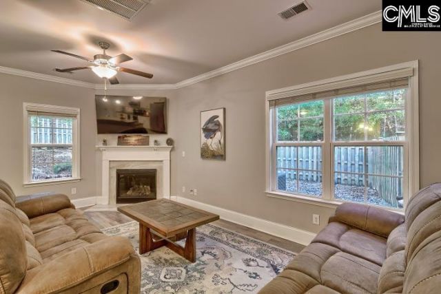 627 Calabria Court Photo 15