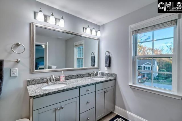 627 Calabria Court Photo 28