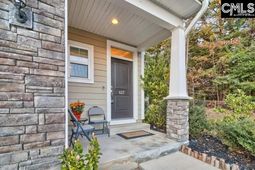 627 Calabria Court photo 4