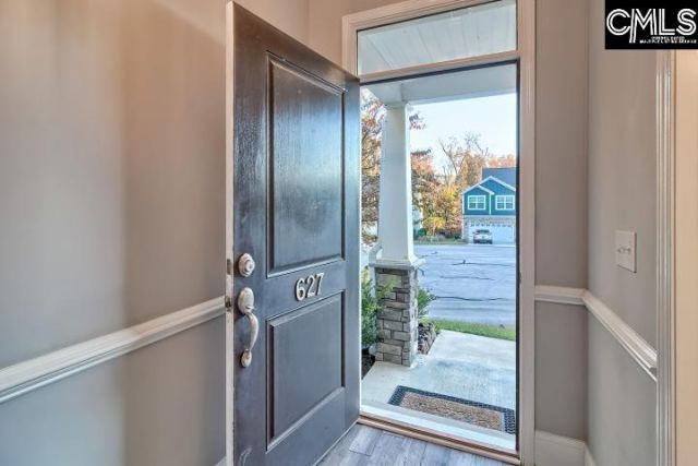 627 Calabria Court Photo 4