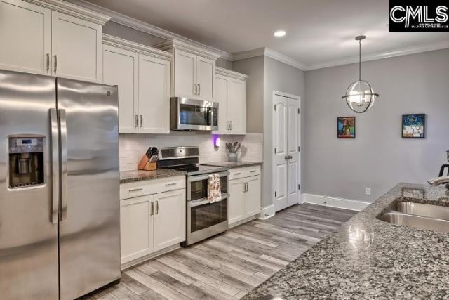 627 Calabria Court Photo 8