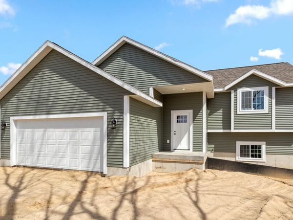 5230 S Columbine Lane, Fremont, MI 49412