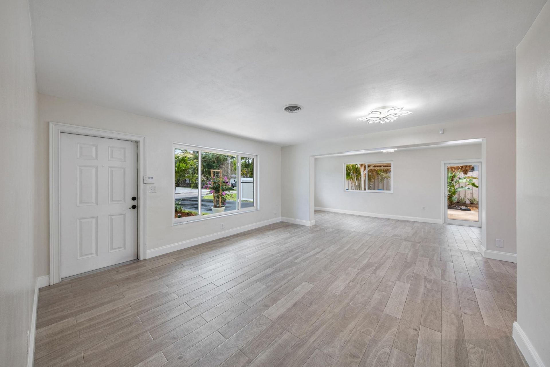 2611 NE 16th Street, Pompano Beach, FL 33062 Photo