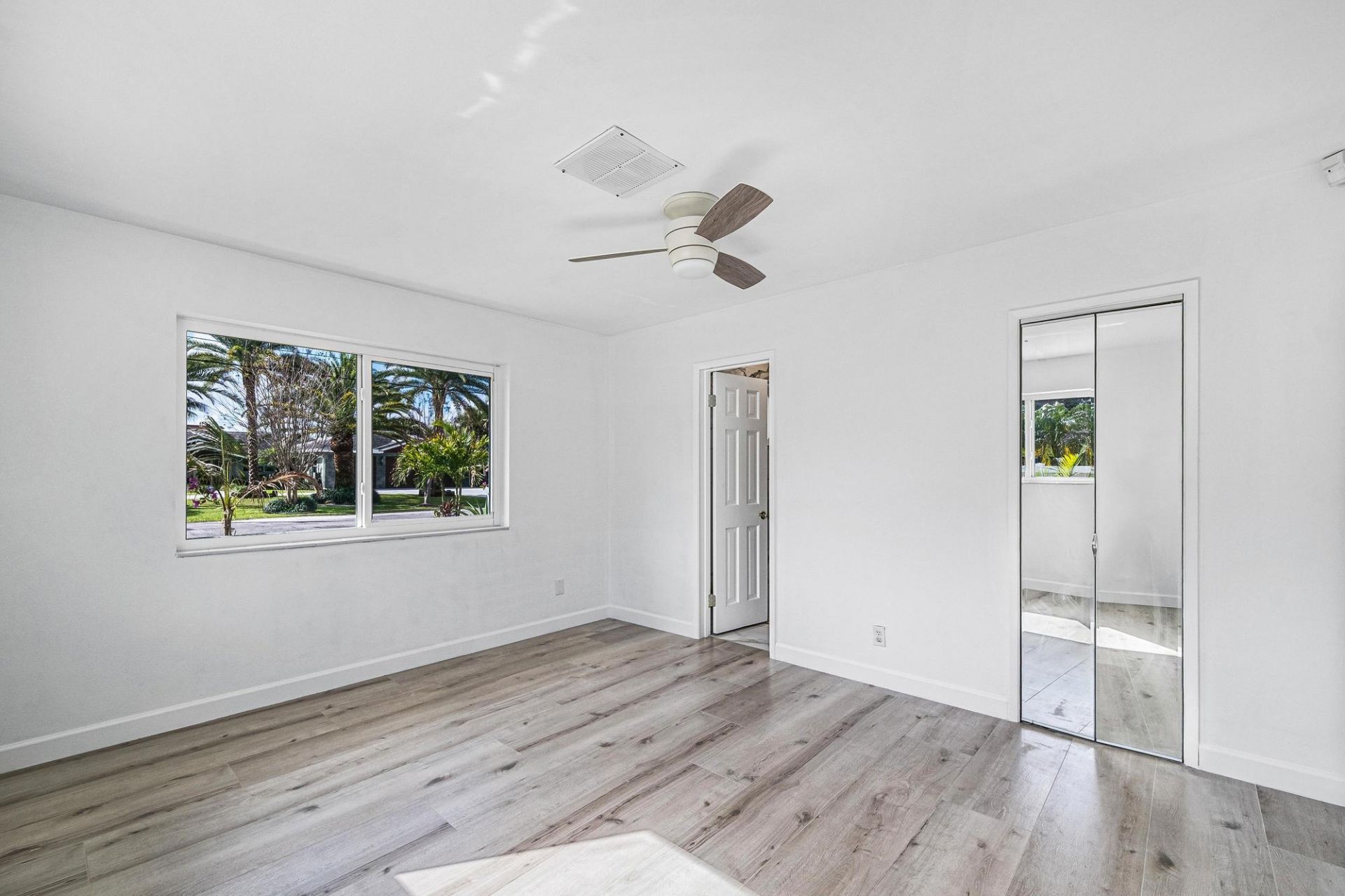 2611 NE 16th Street, Pompano Beach, FL 33062 Photo