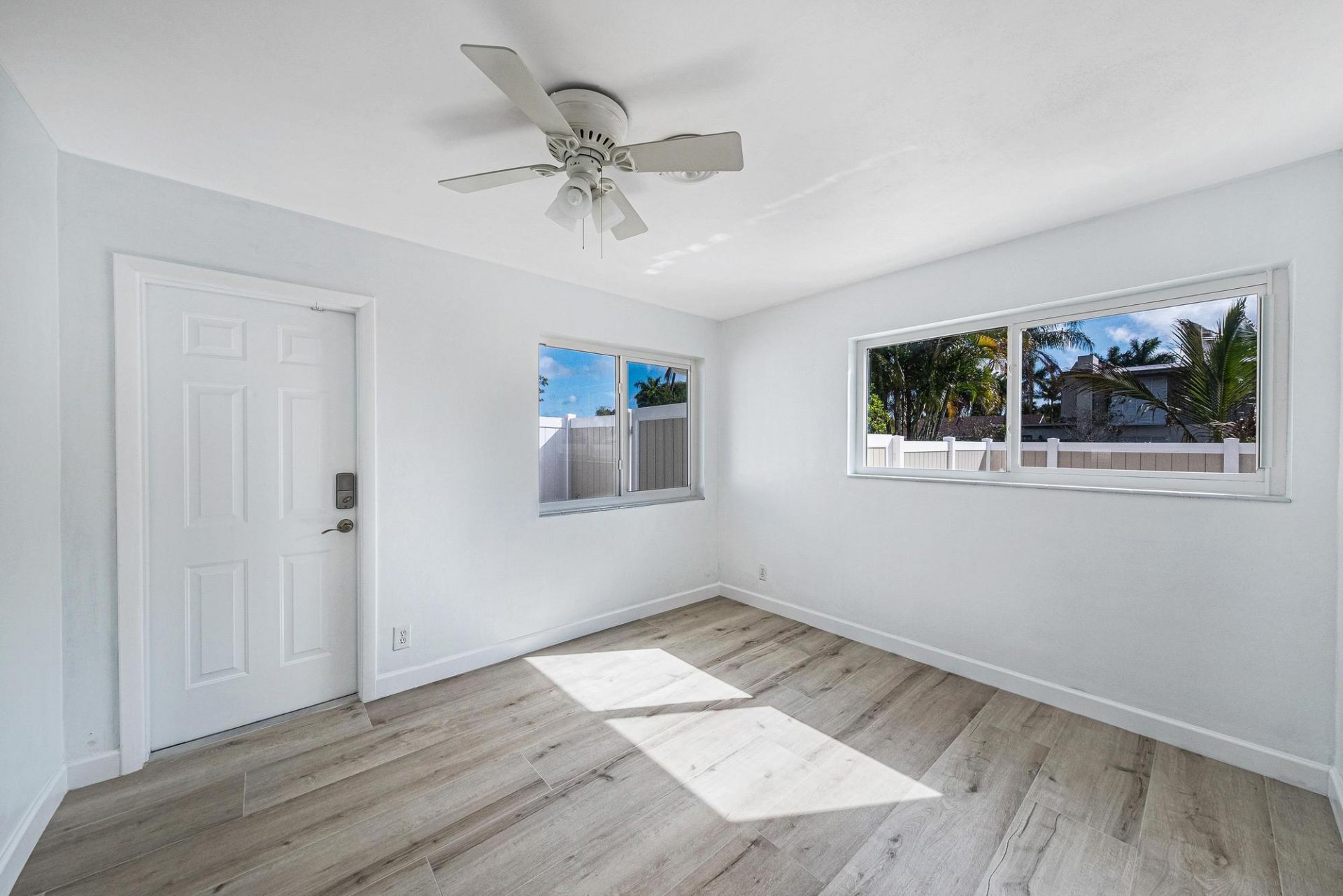 2611 NE 16th Street, Pompano Beach, FL 33062 Photo