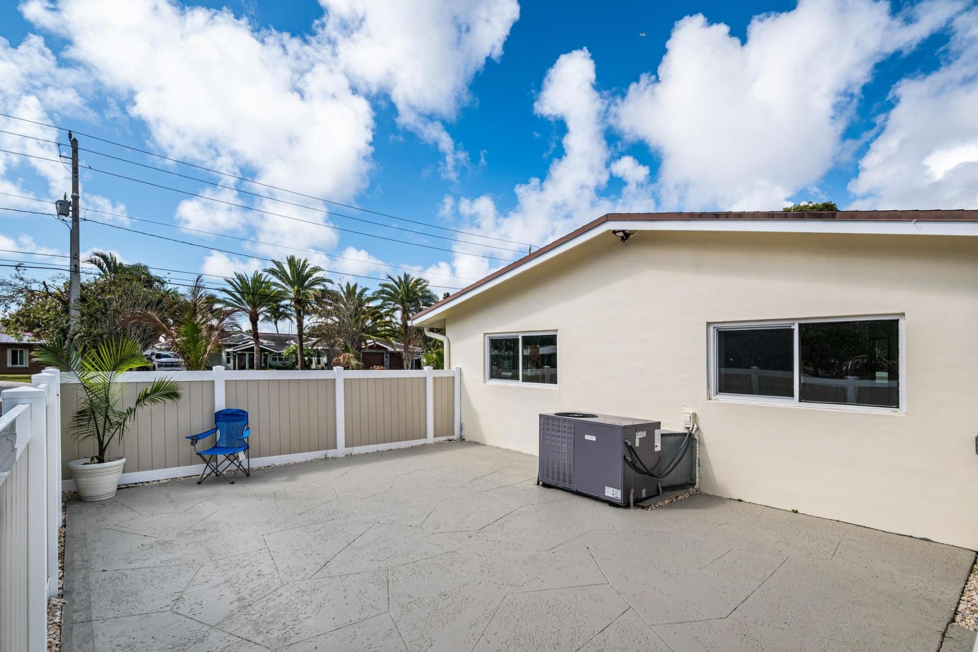 2611 NE 16th Street, Pompano Beach, FL 33062 Photo