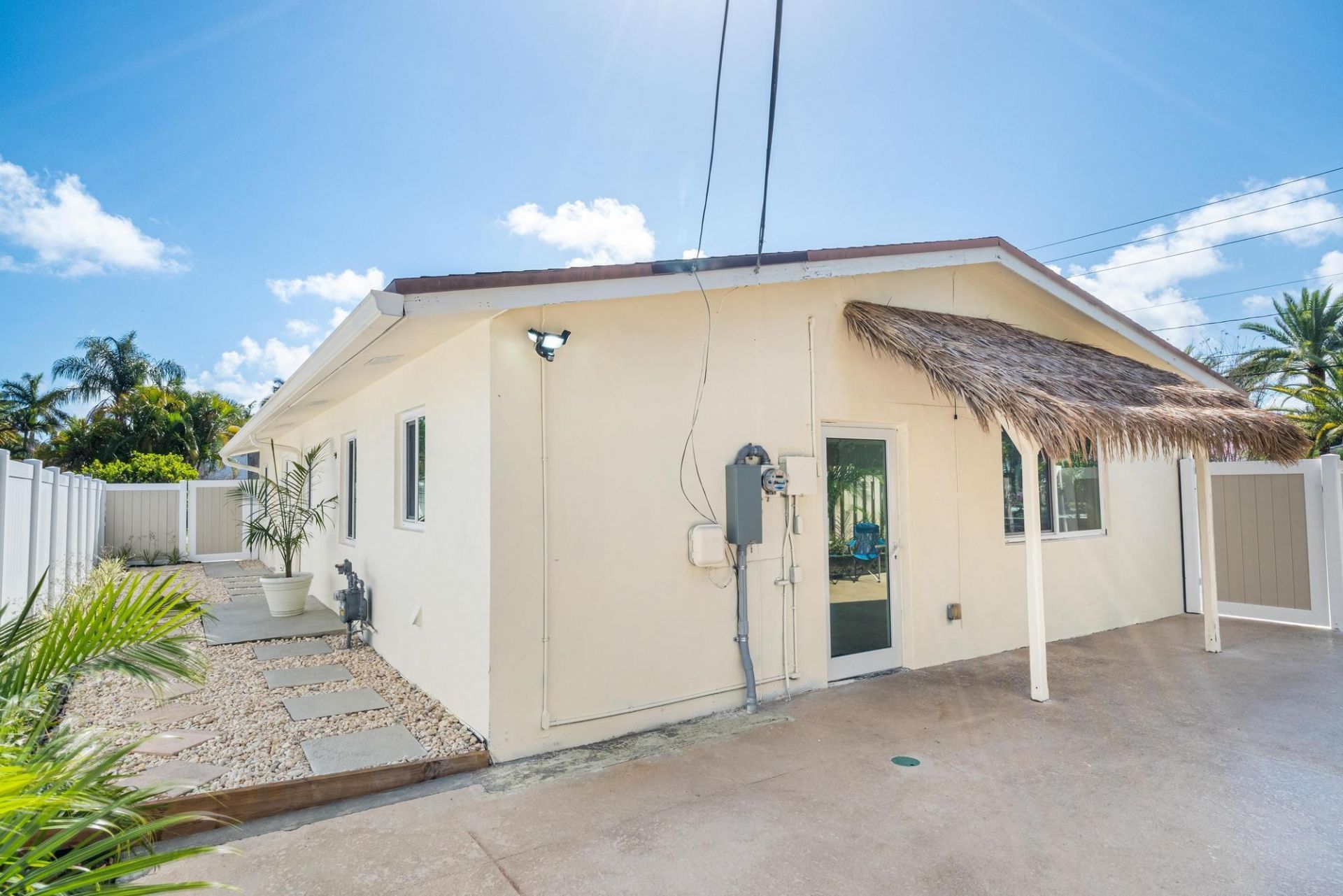 2611 NE 16th Street, Pompano Beach, FL 33062 Photo