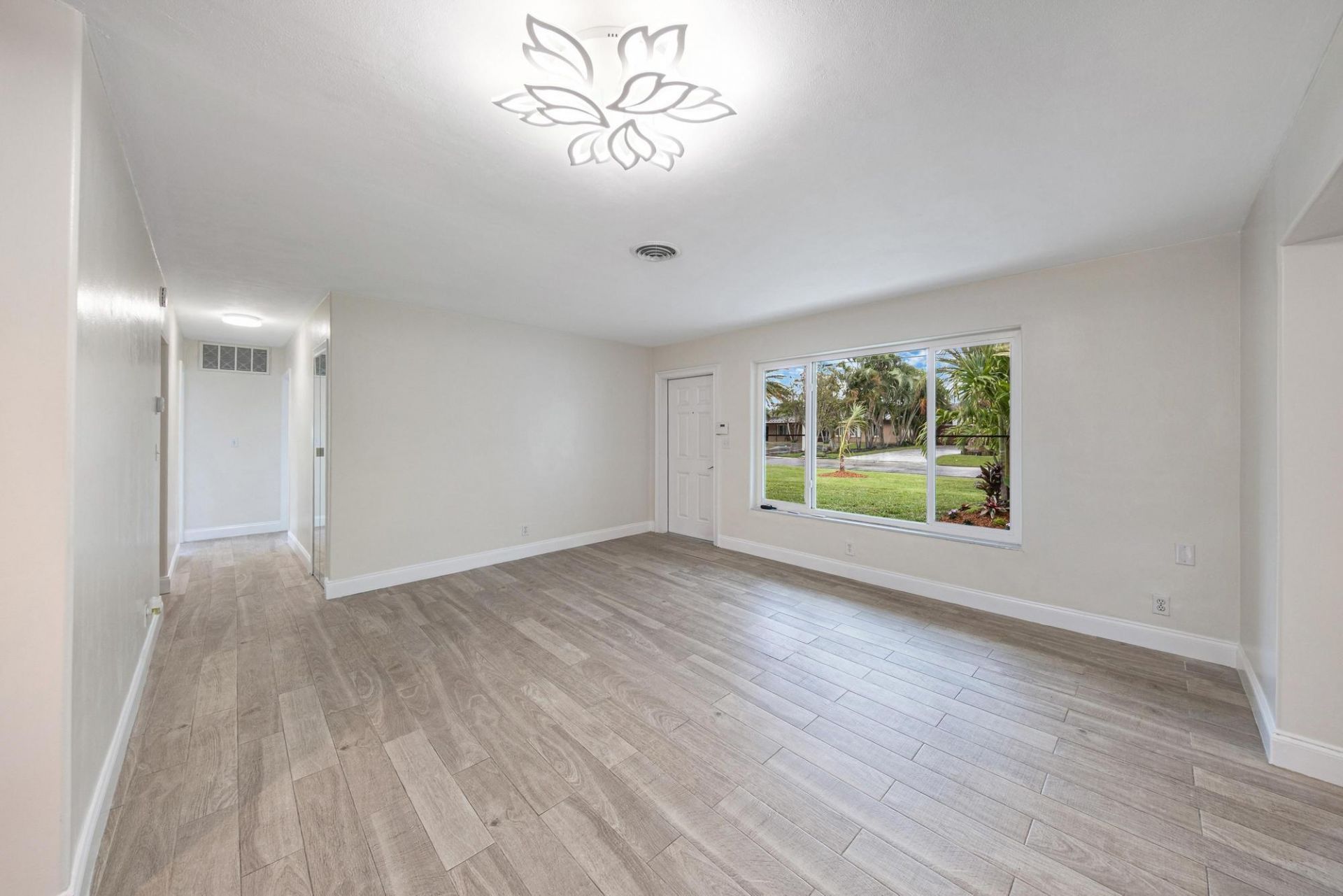 2611 NE 16th Street, Pompano Beach, FL 33062 Photo