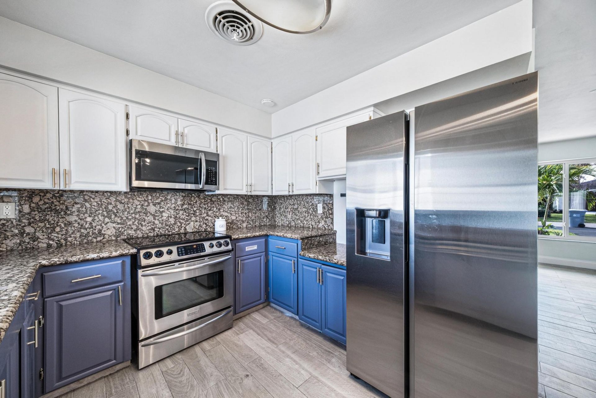 2611 NE 16th Street, Pompano Beach, FL 33062 Photo