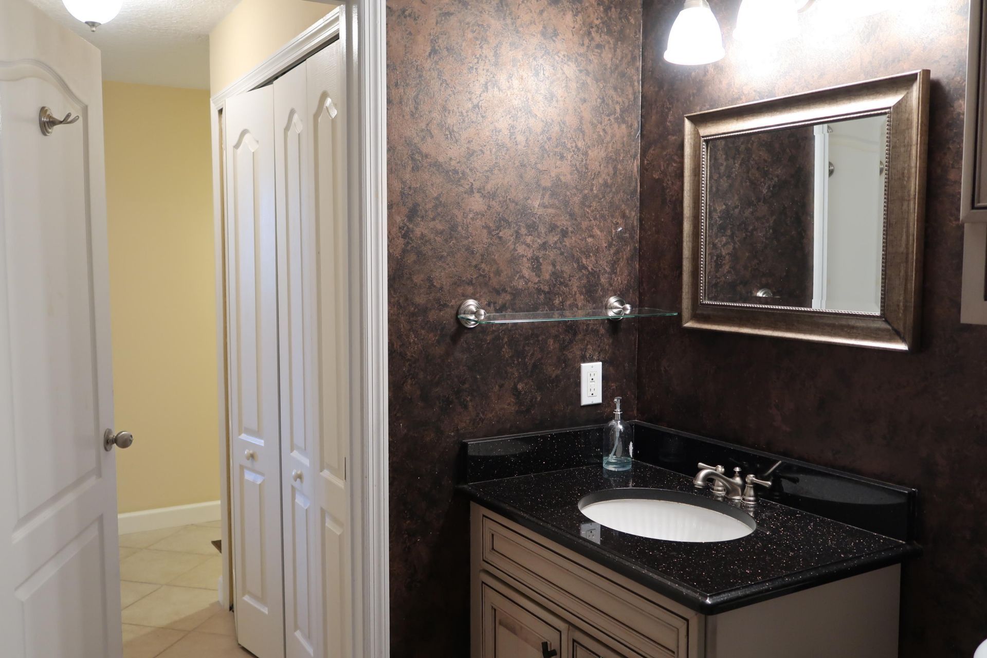 11031 Legacy Boulevard, Unit 202, Palm Beach Gardens, FL 33410 Photo