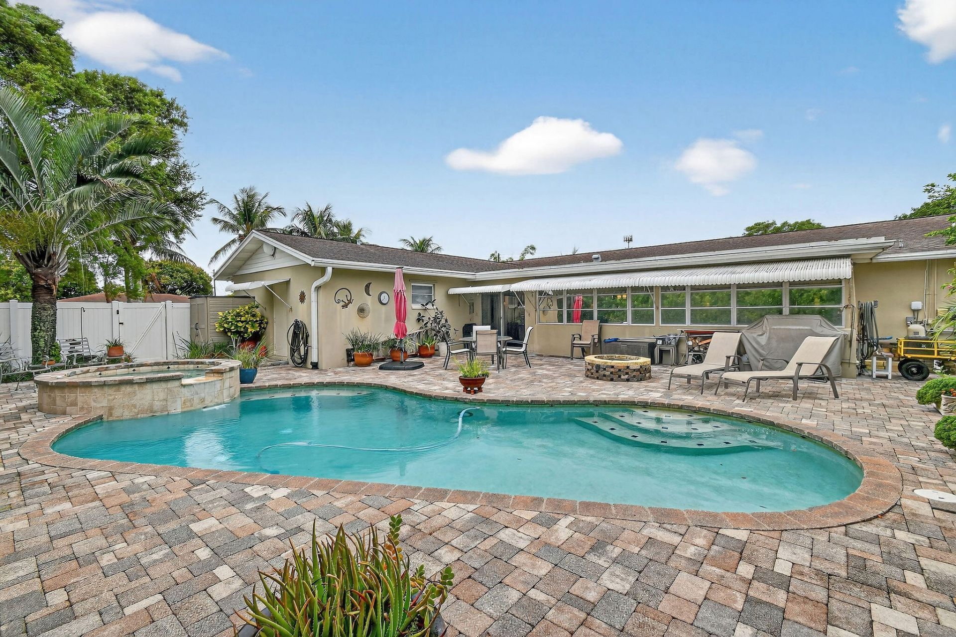 807 5th Street, Lake Park, FL 33403 Photo